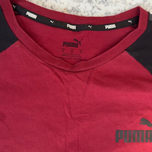 Puma Red & Black T-Shirt โ Size M (Slight Bleach Stains) - Picture 2 of 6